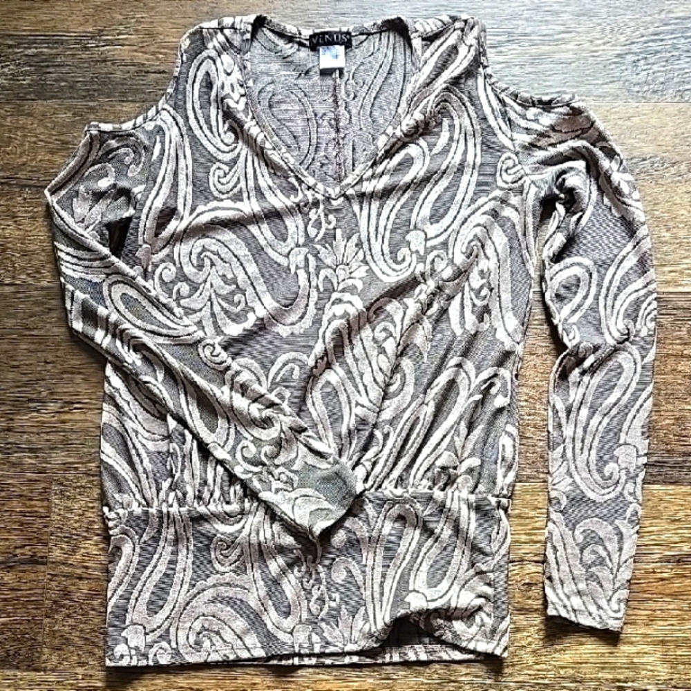 Venus Metallic Floral Damask Print Top V-Neck Cold Shoulder Gold Size XS-
